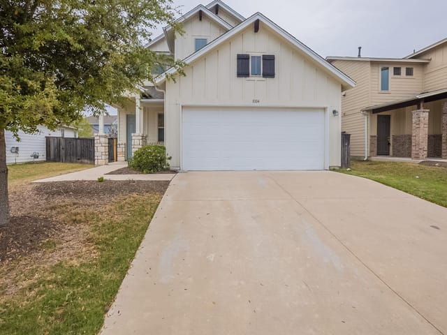 8104 McKamy Dr