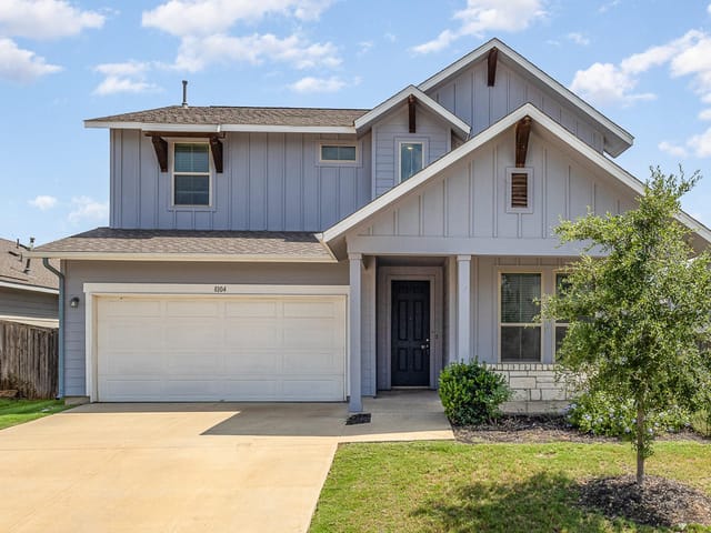8104 Turnberry Ln