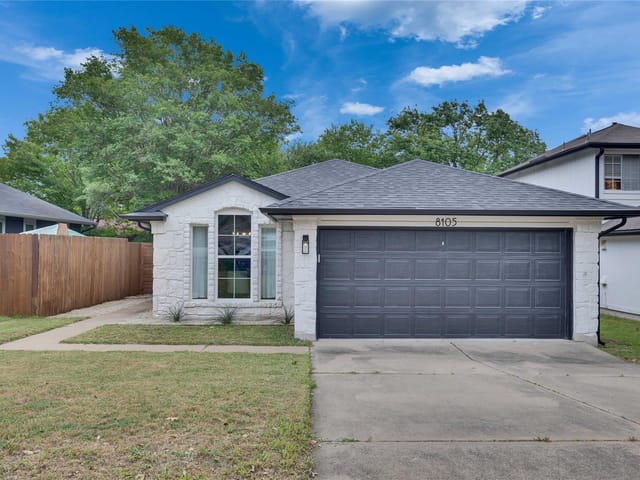 8105 Almondsbury Ln