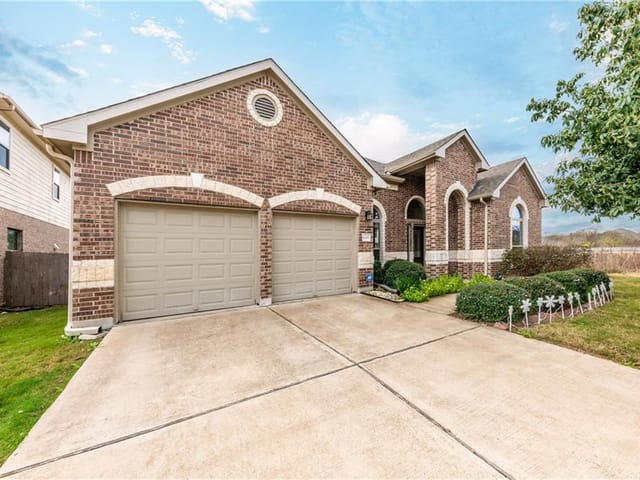 8105 Annalise Dr