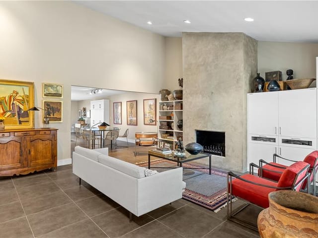 8105 East Ct