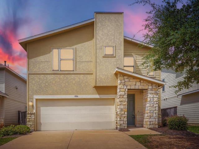 8106 Dampton LN