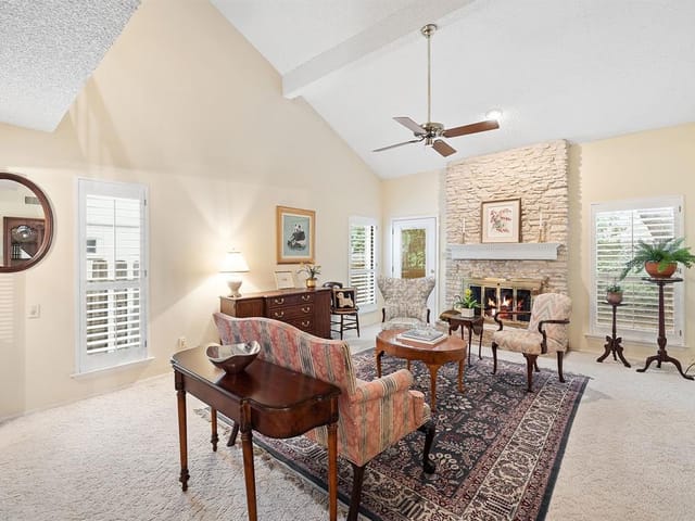 8106 Raintree Pl