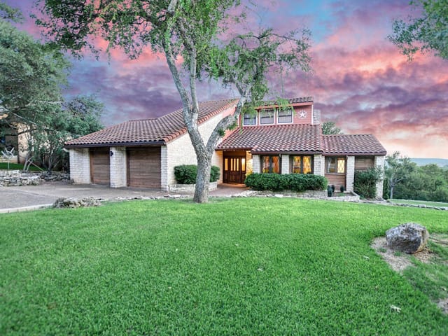 8107 Muley Dr