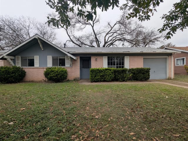 8108 Briarwood Ln