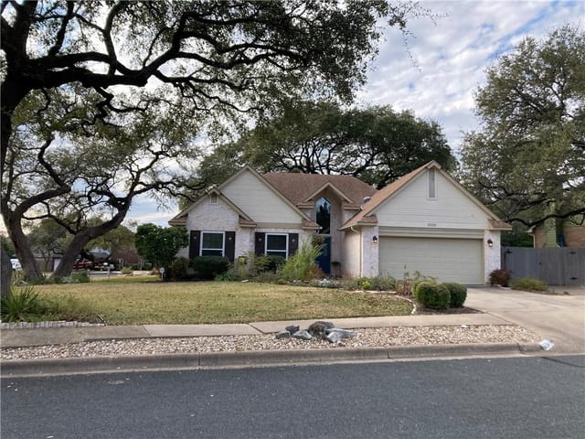 8108 Henry Kinney Row