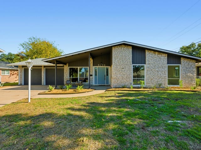 8109 Ripplewood Dr
