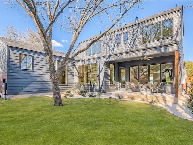 811 Cardiff Dr