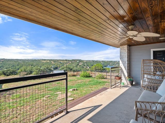 811  County Road 130 Rd