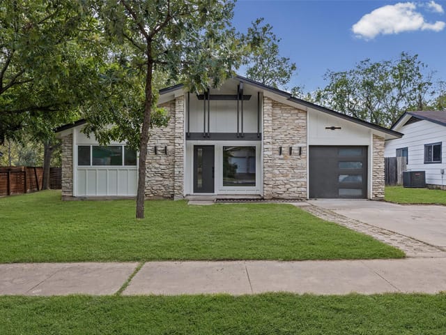 811 Glen Oak DR