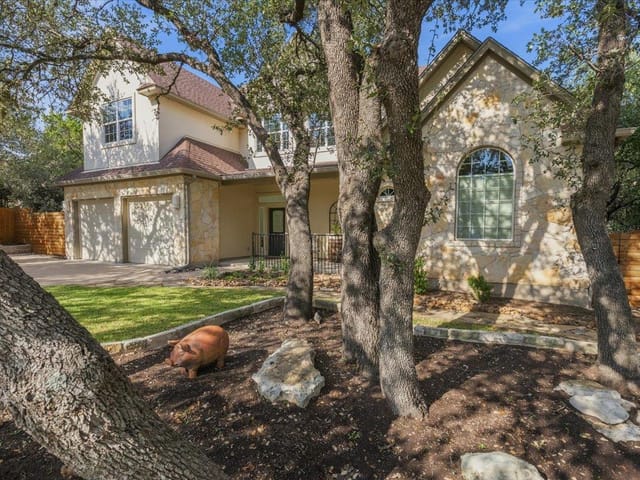 811 Presa Arriba RD