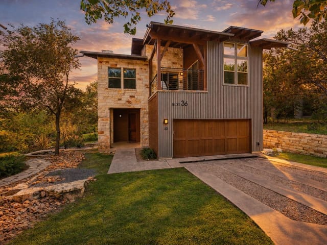 8110 Ranch Road 2222 Rd Unit #33