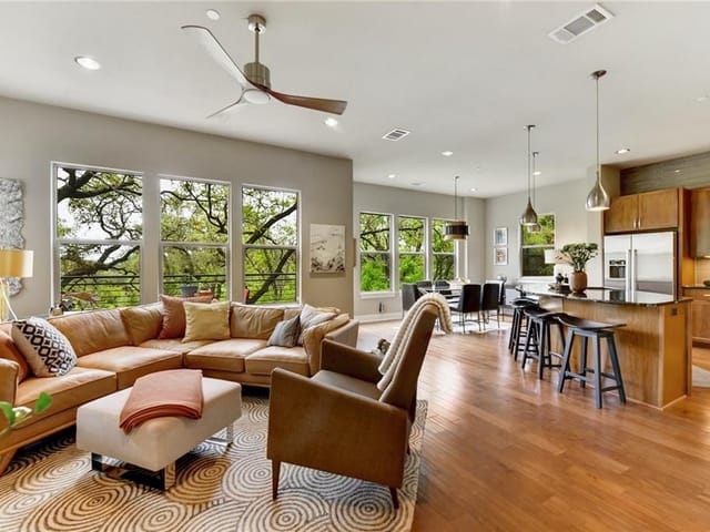 8110 Ranch Road 2222 Unit #32