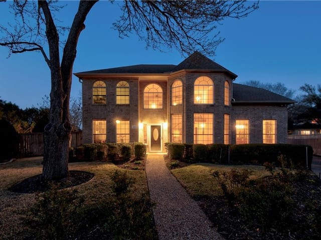 8113 Asherton Cv