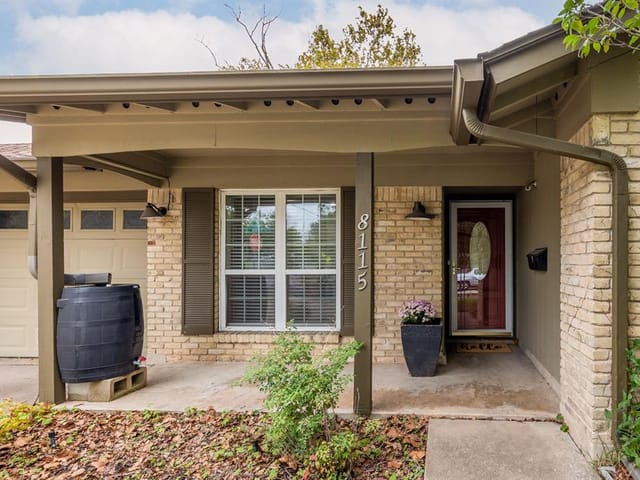 8115 Parkdale Dr