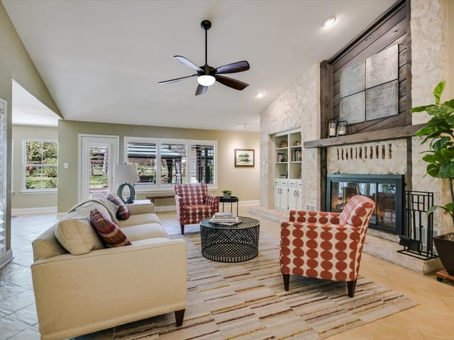 8116 Cardin Dr