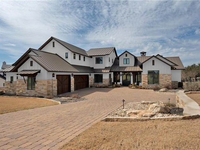 8116 Magnolia Ridge CV