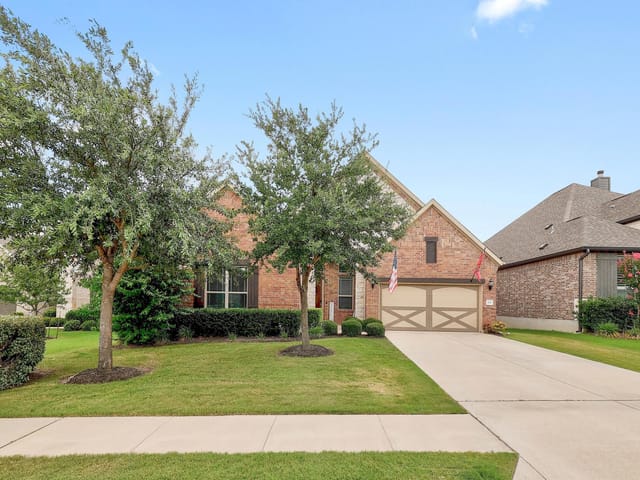 812 Anahuac DR