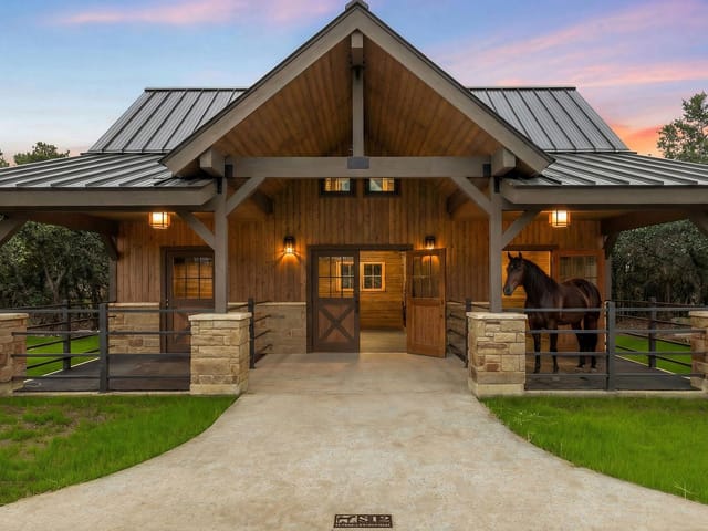 812 Jennings Branch RD