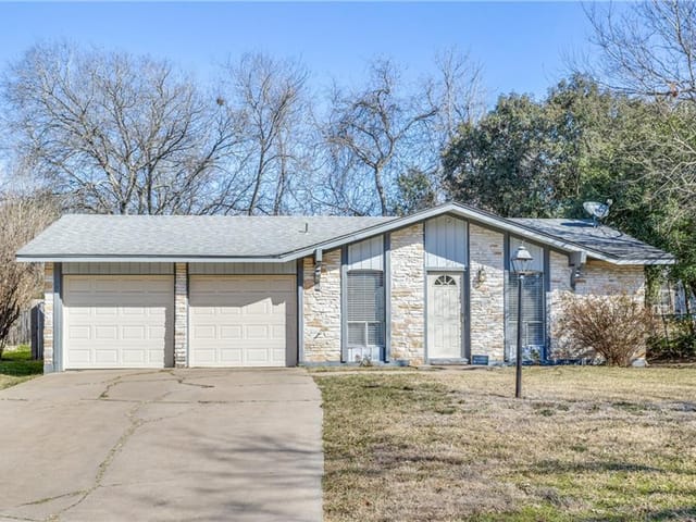 812 Sussex Dr