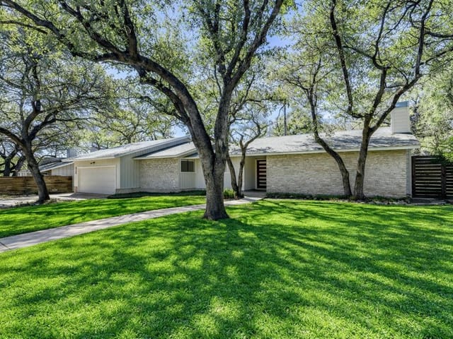 8126 Ceberry DR