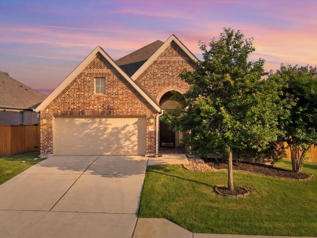 813 Cedar Lake BLVD