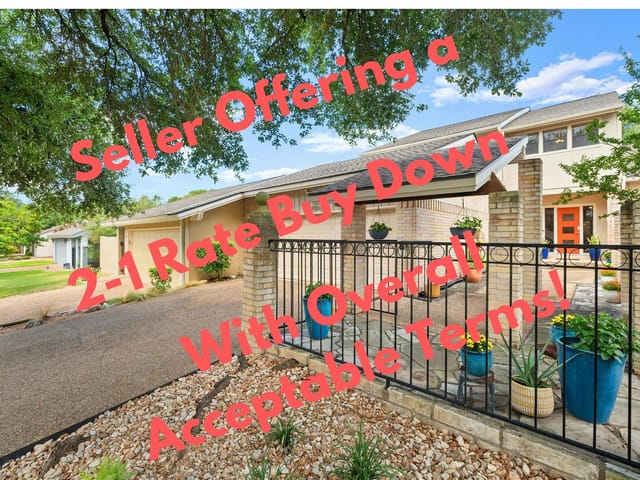 8136 Greenslope Dr