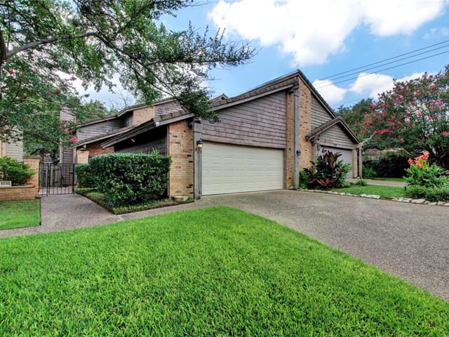 8138 Forest Mesa Dr