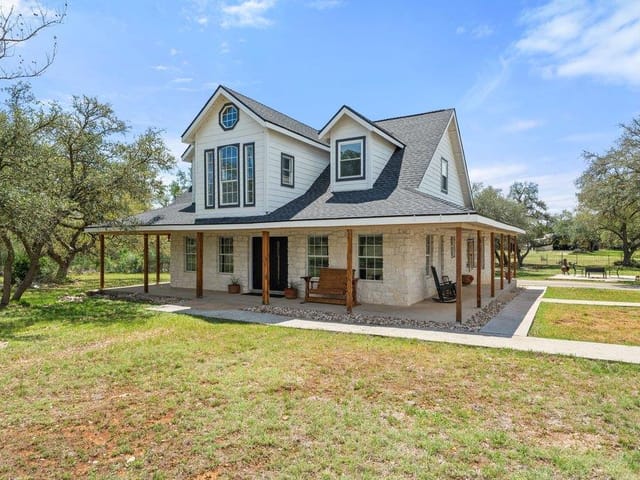 8139 Ozark Dr