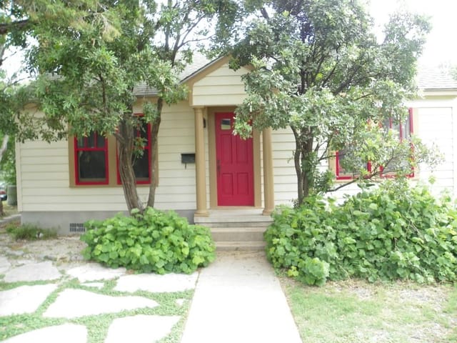 814 Columbus St