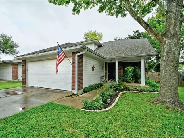 8149 Huddleston Dr
