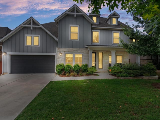 816 Heartleaf DR