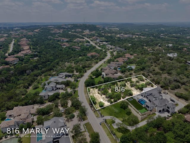816 Marly Way