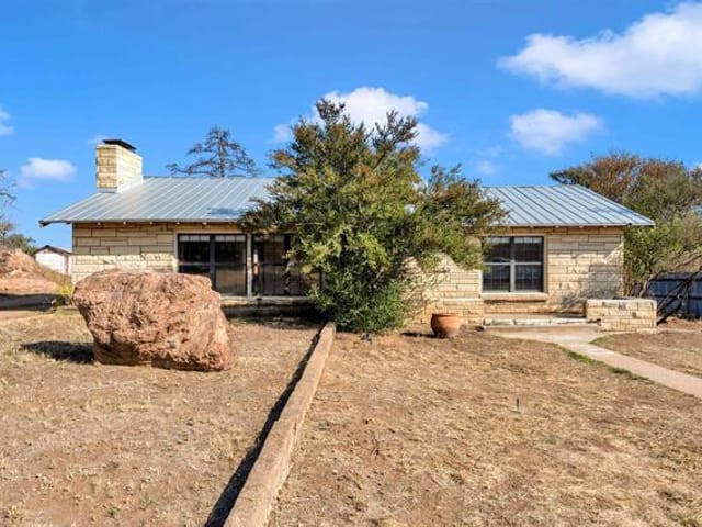 8164 Ranch Road 261