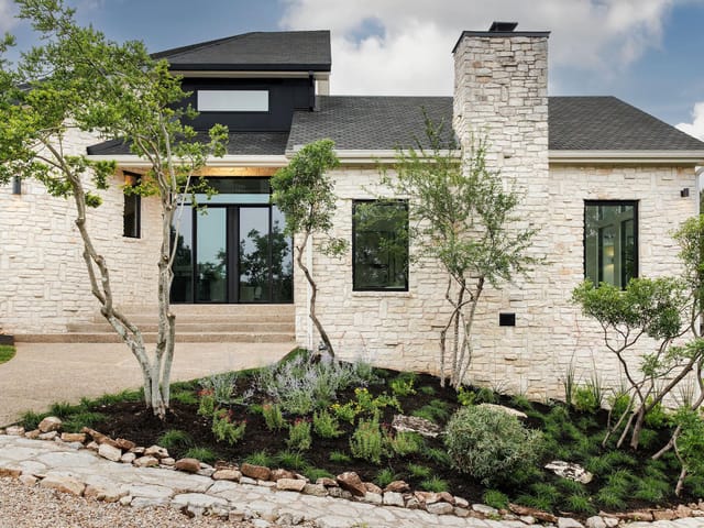 8200 Hickory Creek DR