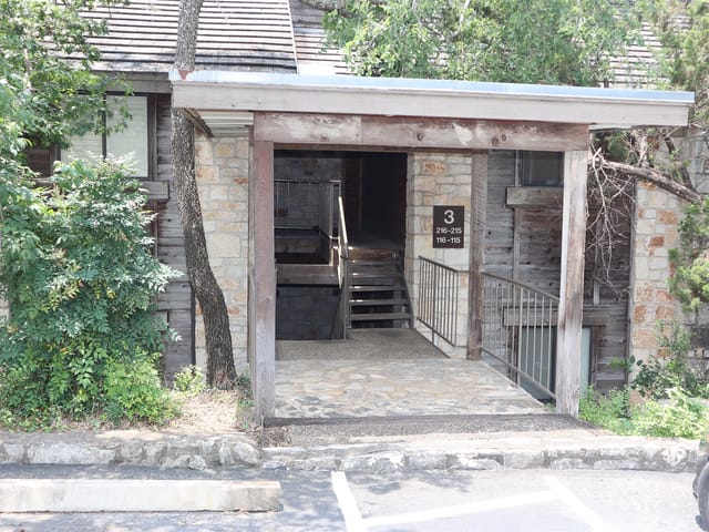 8200 Neely DR Unit #115