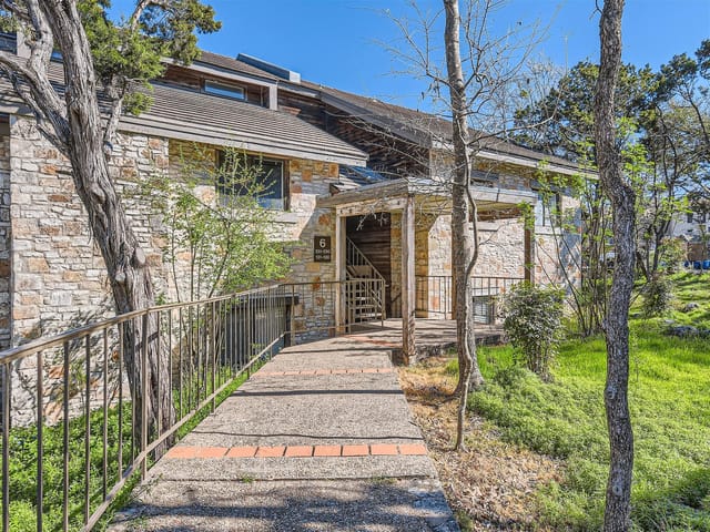 8200 Neely Dr Unit #130