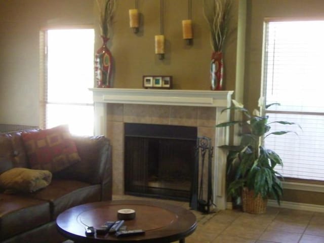 8201 Treehouse Ln