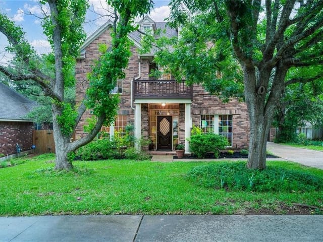 8203 Isaac Pryor Dr