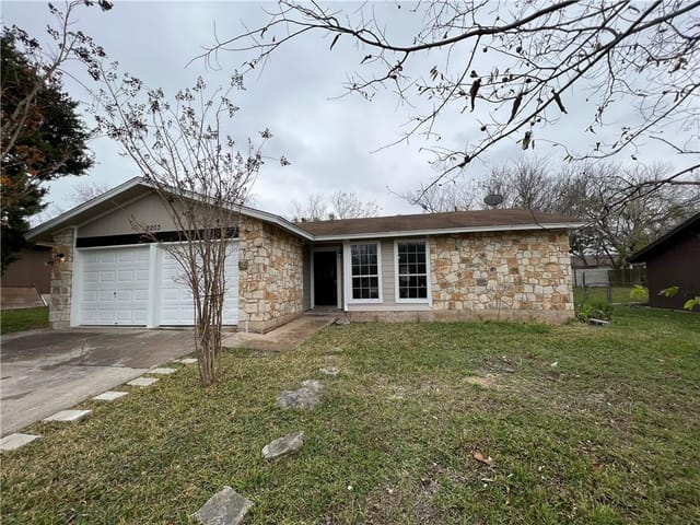 8203 View Ridge Dr