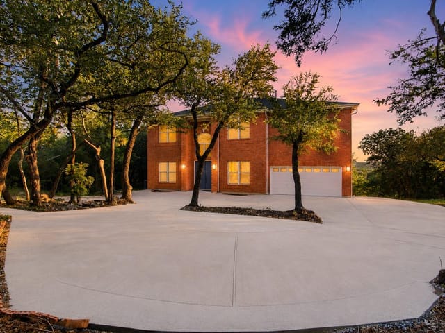 View 8204 Texas Plume RD 8204 Texas Plume RD, photo 1 of 6, Austin, TX