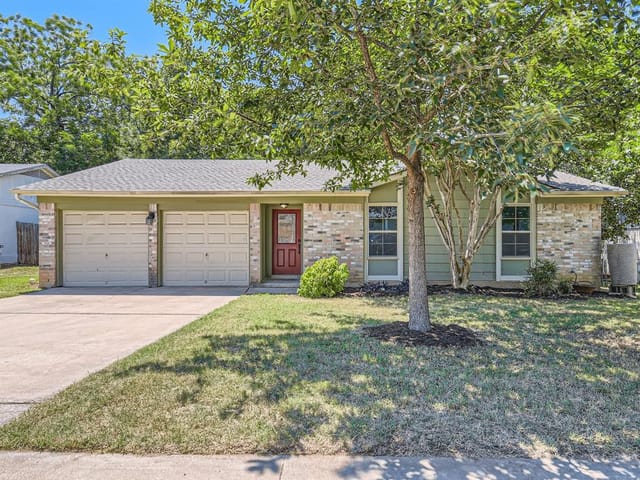 8206 Dixon Dr