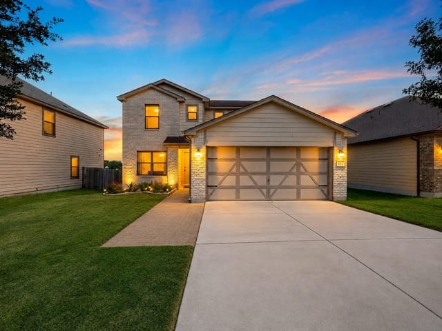 821 Tumbleweed Trl