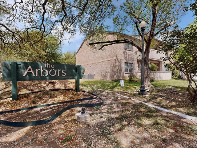8210 Bent Tree Rd Unit #104