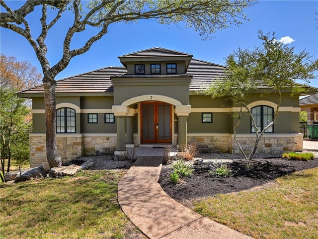8212 Barton Club DR Unit #34-13