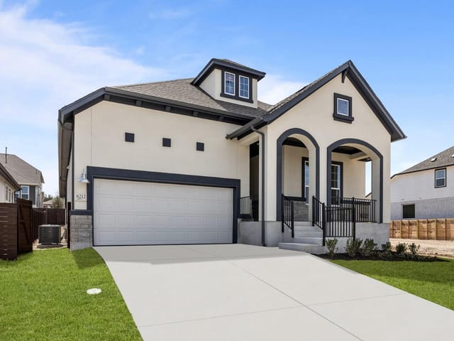 8212 Bouvreuil Dr