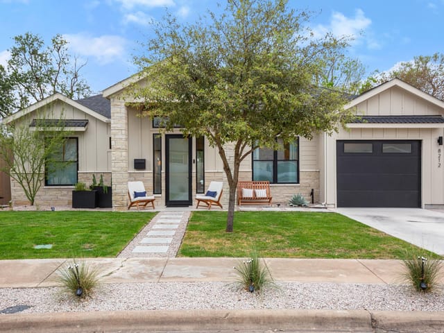 8212 Briarwood Ln