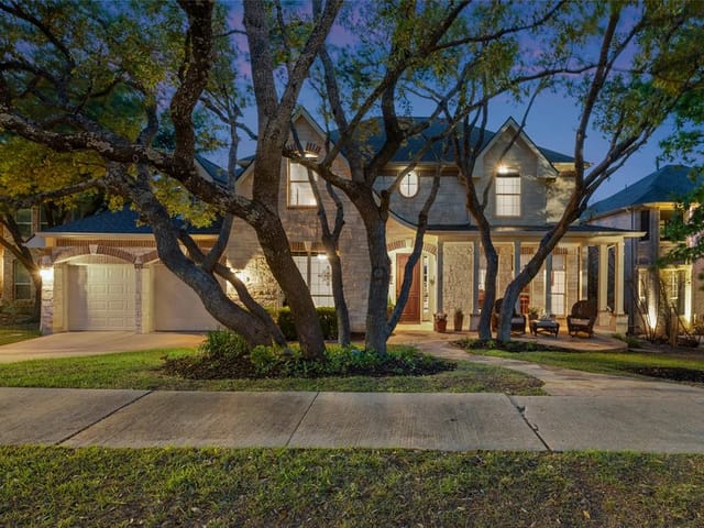 8212 Phantom Canyon Dr