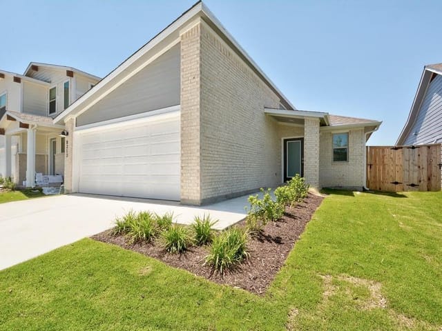 8213 Cottage Rose Dr