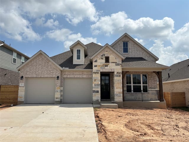 8213 Grenadier Dr